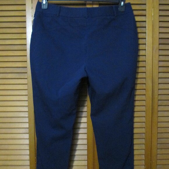 Chaus of New York navy cropped pants zipper pockets & stretch size 14 - Picture 8 of 11